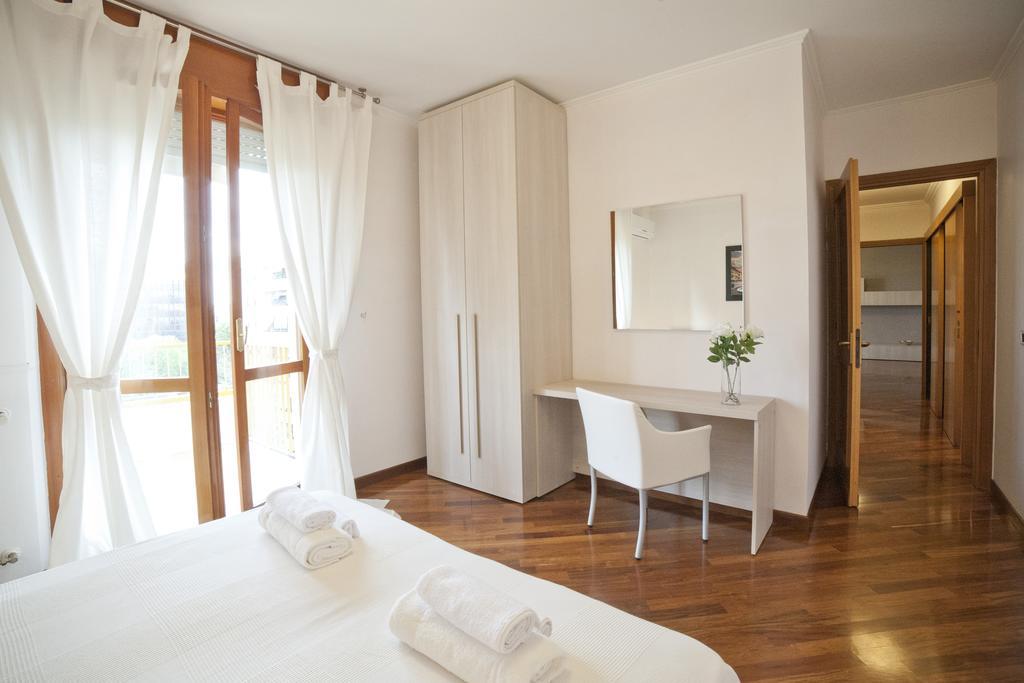 Roman Holidays All'Eur Cameră foto